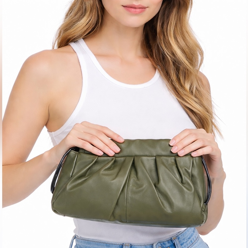 Reiss Women's Arden Lamb Leather Clutch NEW